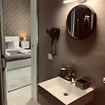 Ungheria Ottantaquattro Отель типа 