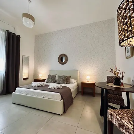 Ungheria Ottantaquattro Bed and breakfast Palermo